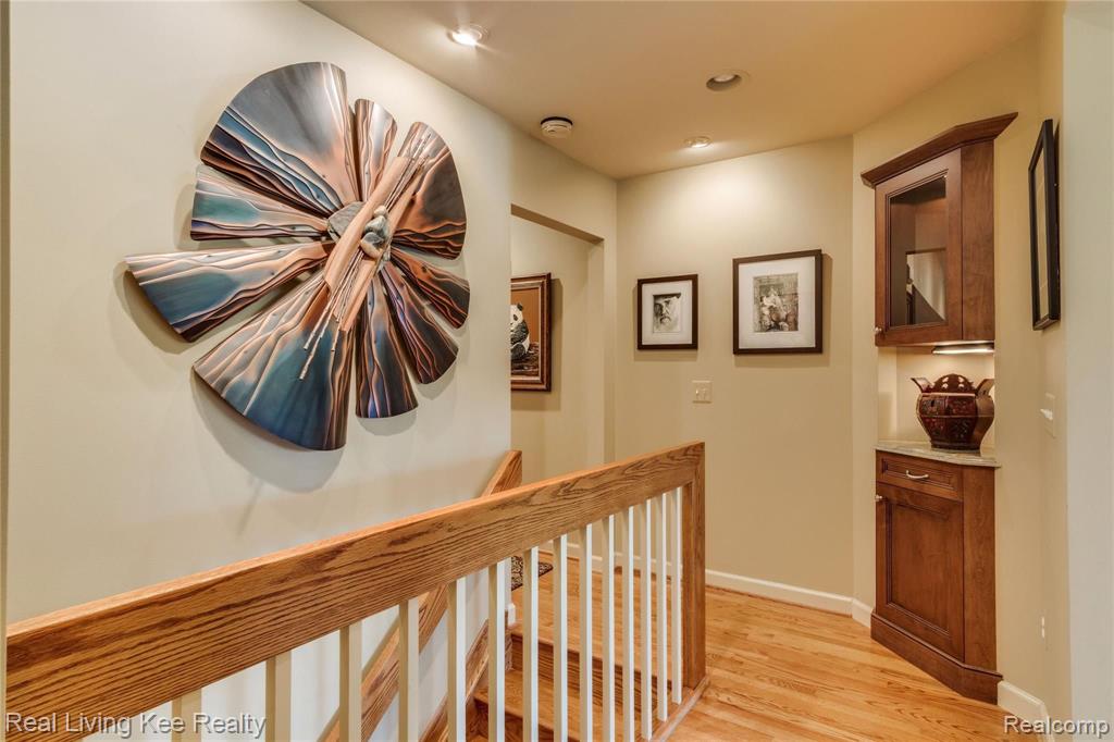 936 Pine Trail Drive Rochester Hills, MI 48307 - Photo 31 of 37