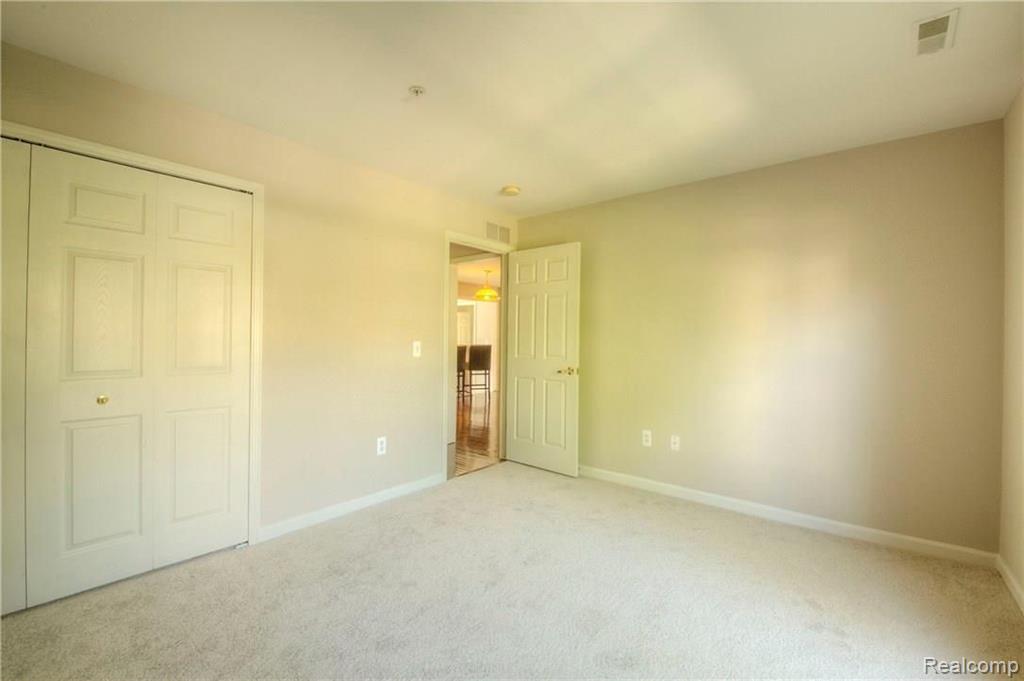 28126 Carlton Way Drive Novi, MI 48377 - Photo 22 of 43