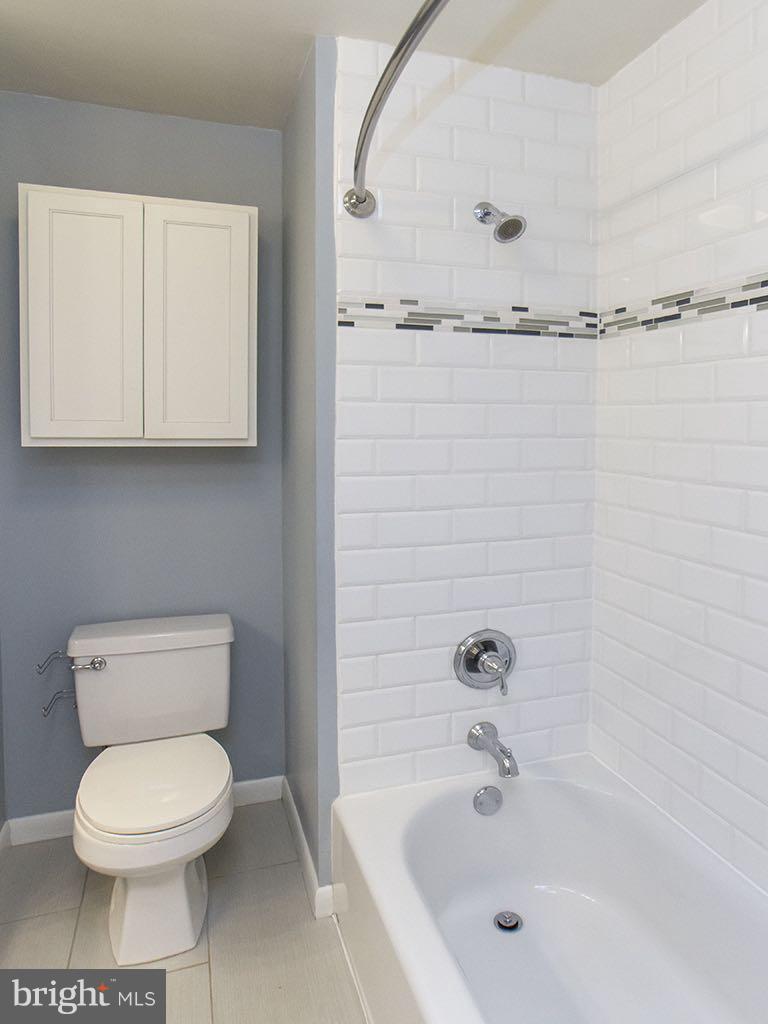 17207 Wesley Chapel Road Monkton, MD 21111 - Photo 6 of 30 Updated baths throughout