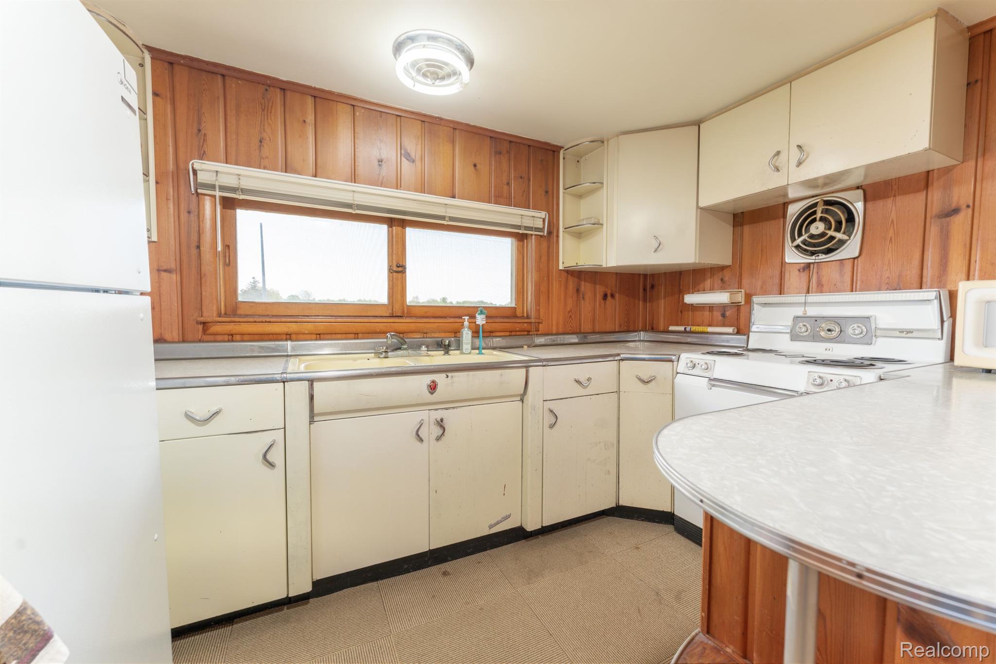 8503 Byron Road Howell, MI 48855 - Photo 17 of 27 Gallery Image 17