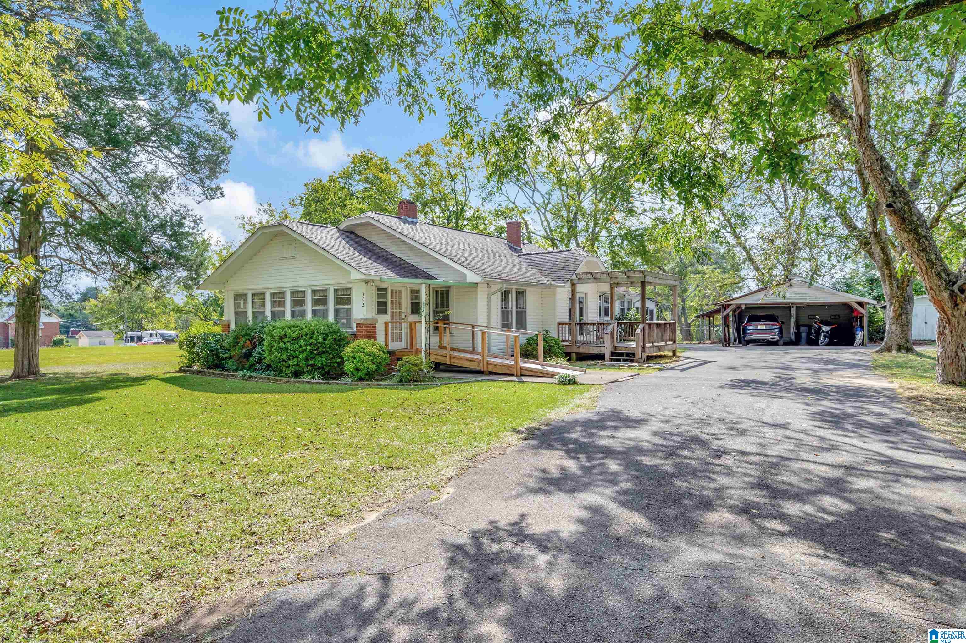 105 Rollingview Street Gadsden, AL 35903 - Photo 1 of 41