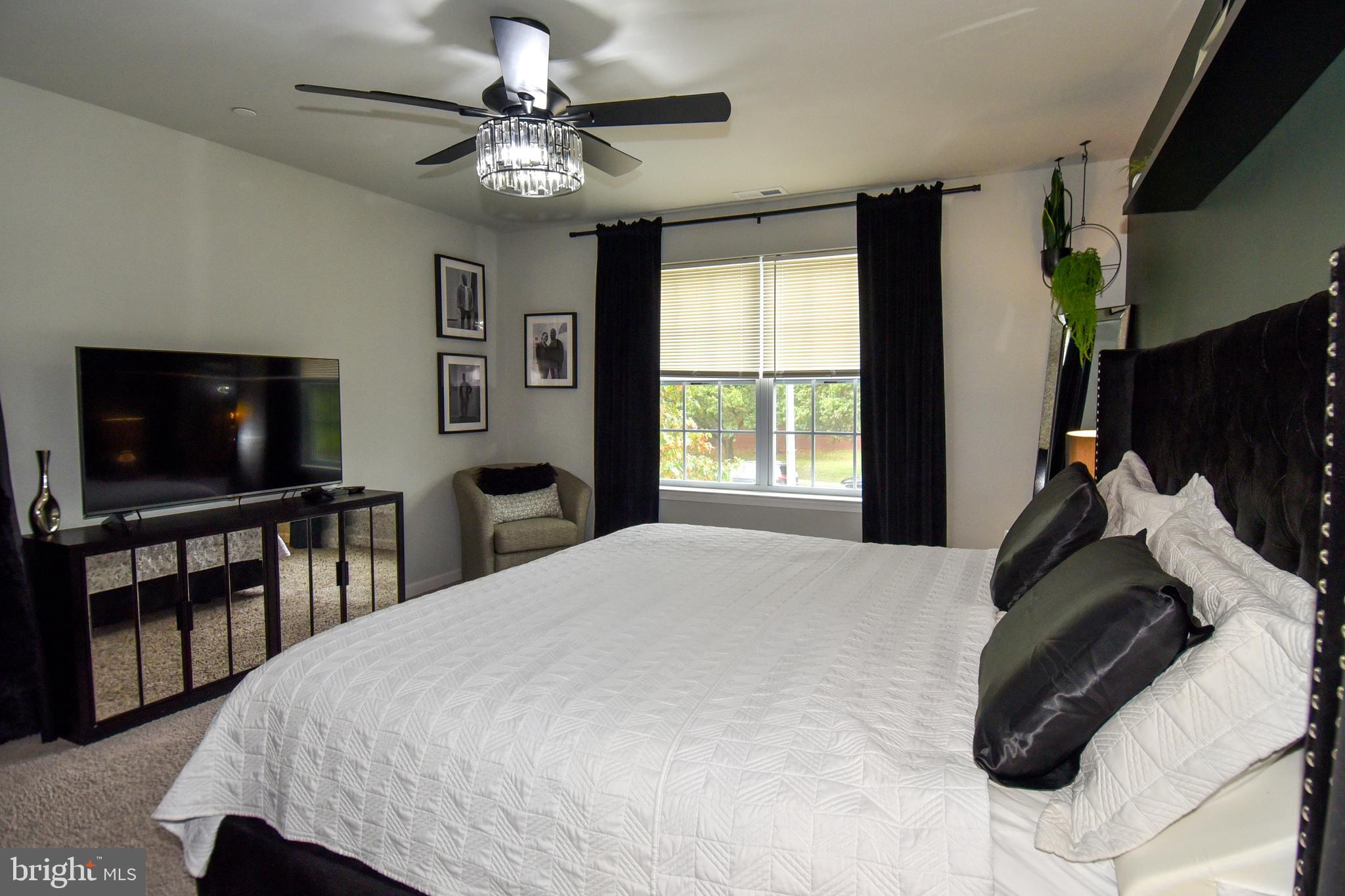 368 Winmeyer Avenue Odenton, MD 21113 - Photo 26 of 54 UPPER LEVEL 1 PRIMARY EN-SUITE 1