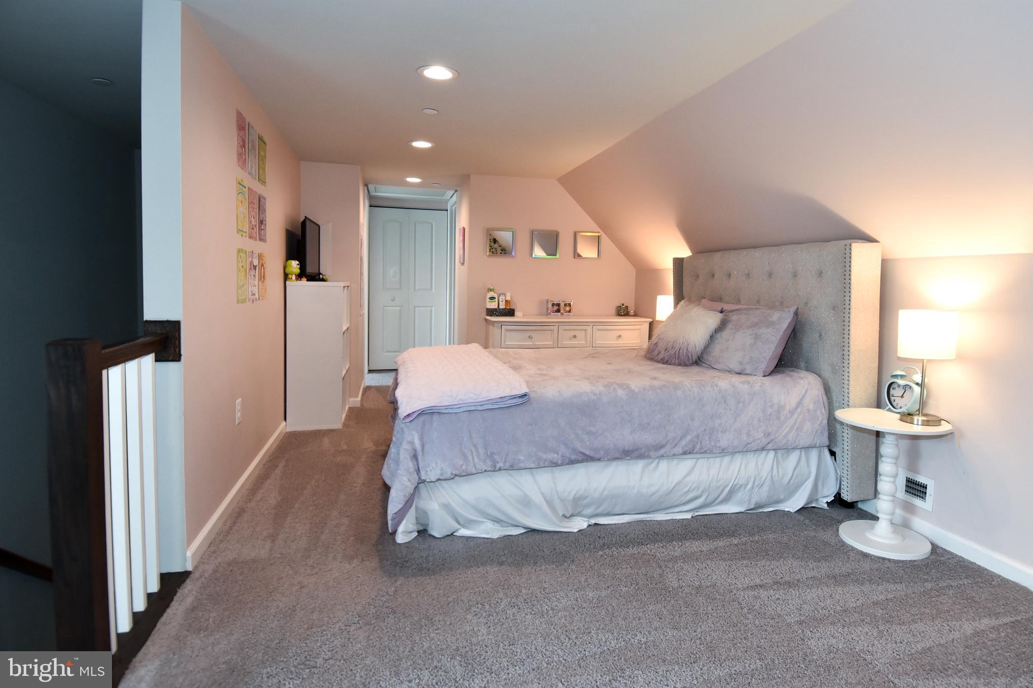 368 Winmeyer Avenue Odenton, MD 21113 - Photo 41 of 54 UPPER LEVEL 2 PRIMARY 2 BEDROOM