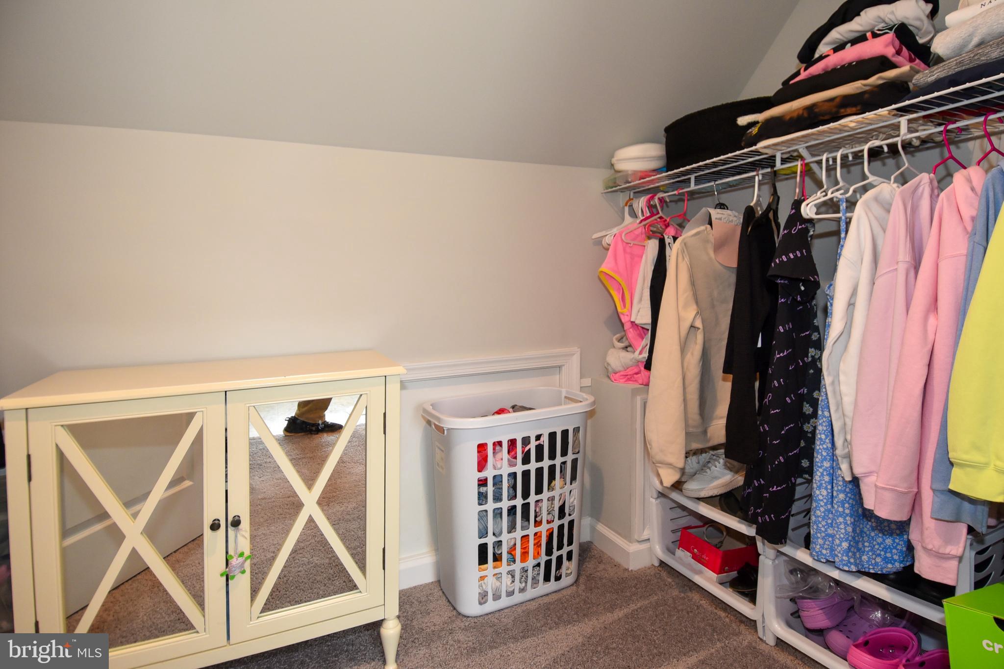368 Winmeyer Avenue Odenton, MD 21113 - Photo 44 of 54 UPPER LEVEL 2 PRIMARY EN-SUITE 2 WALK-IN CLOSET