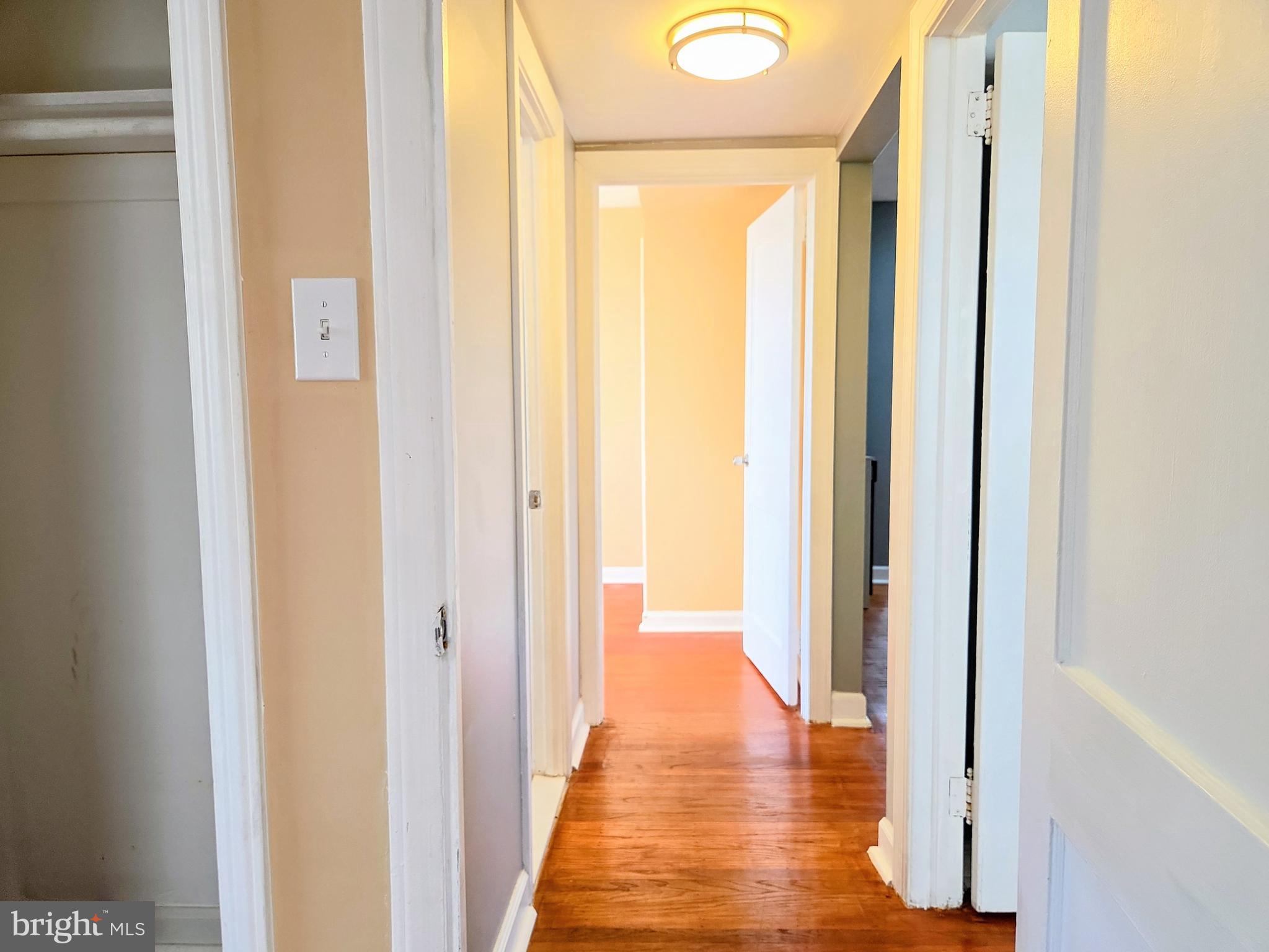 56 Morris Road New Castle, DE 19720 - Photo 12 of 18 Hallway