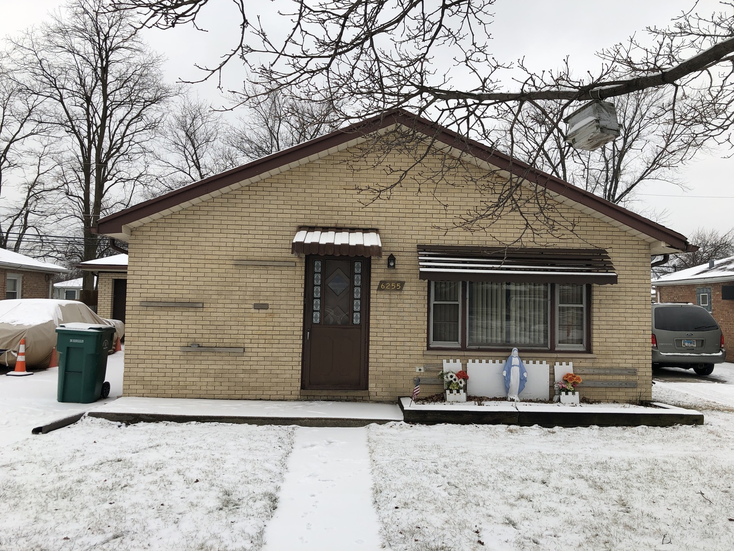 6255 Birmingham Street Chicago Ridge, IL 60415 - Photo 1 of 2