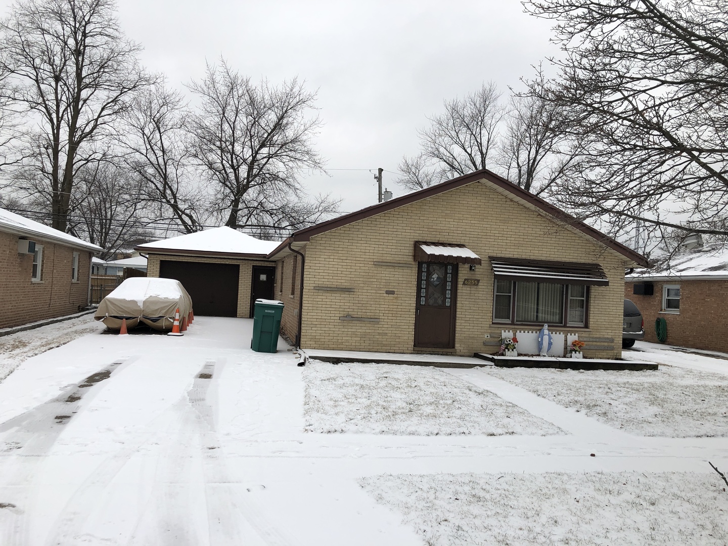 6255 Birmingham Street Chicago Ridge, IL 60415 - Photo 2 of 2