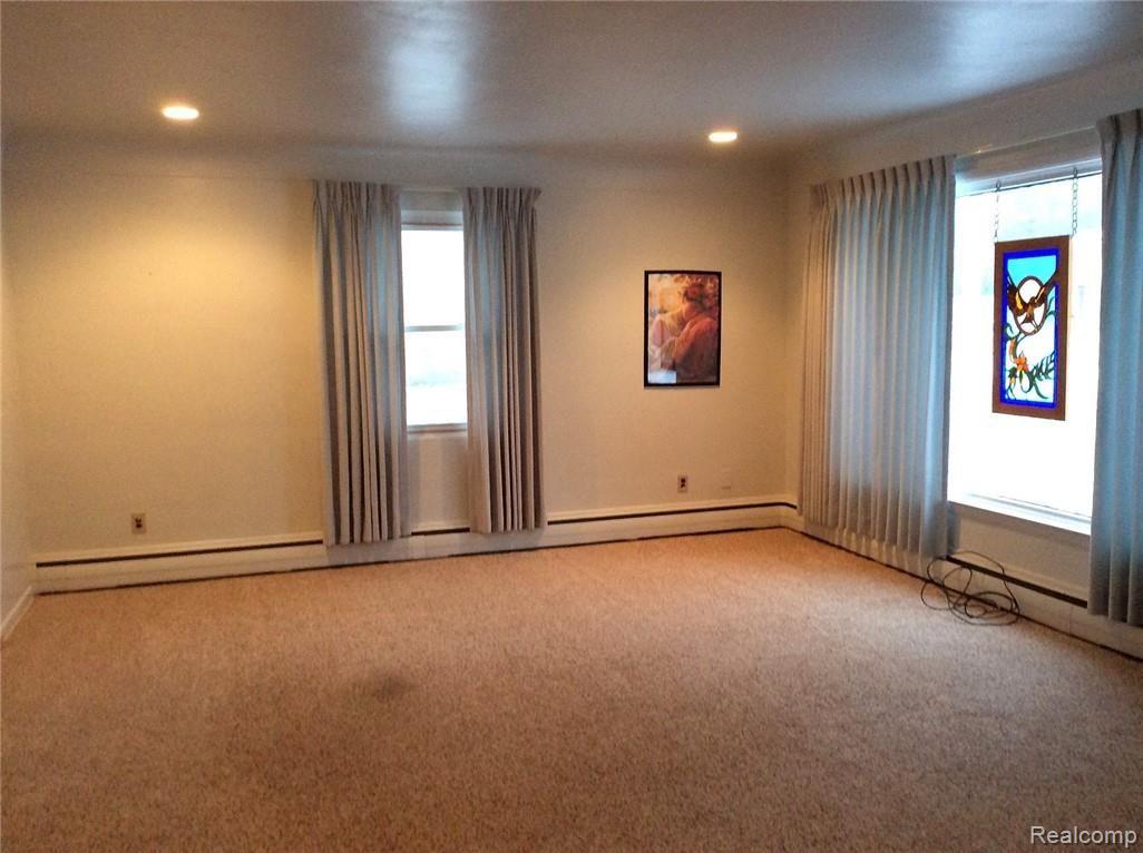 15125 Eddy Lake Road Fenton, MI 48430 - Photo 12 of 59 IMG_0957.jpg