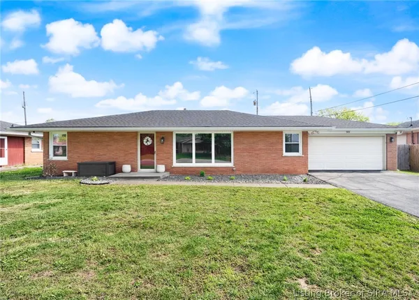 $300,000 | 303 Keswick Drive, Clarksville, IN 47129