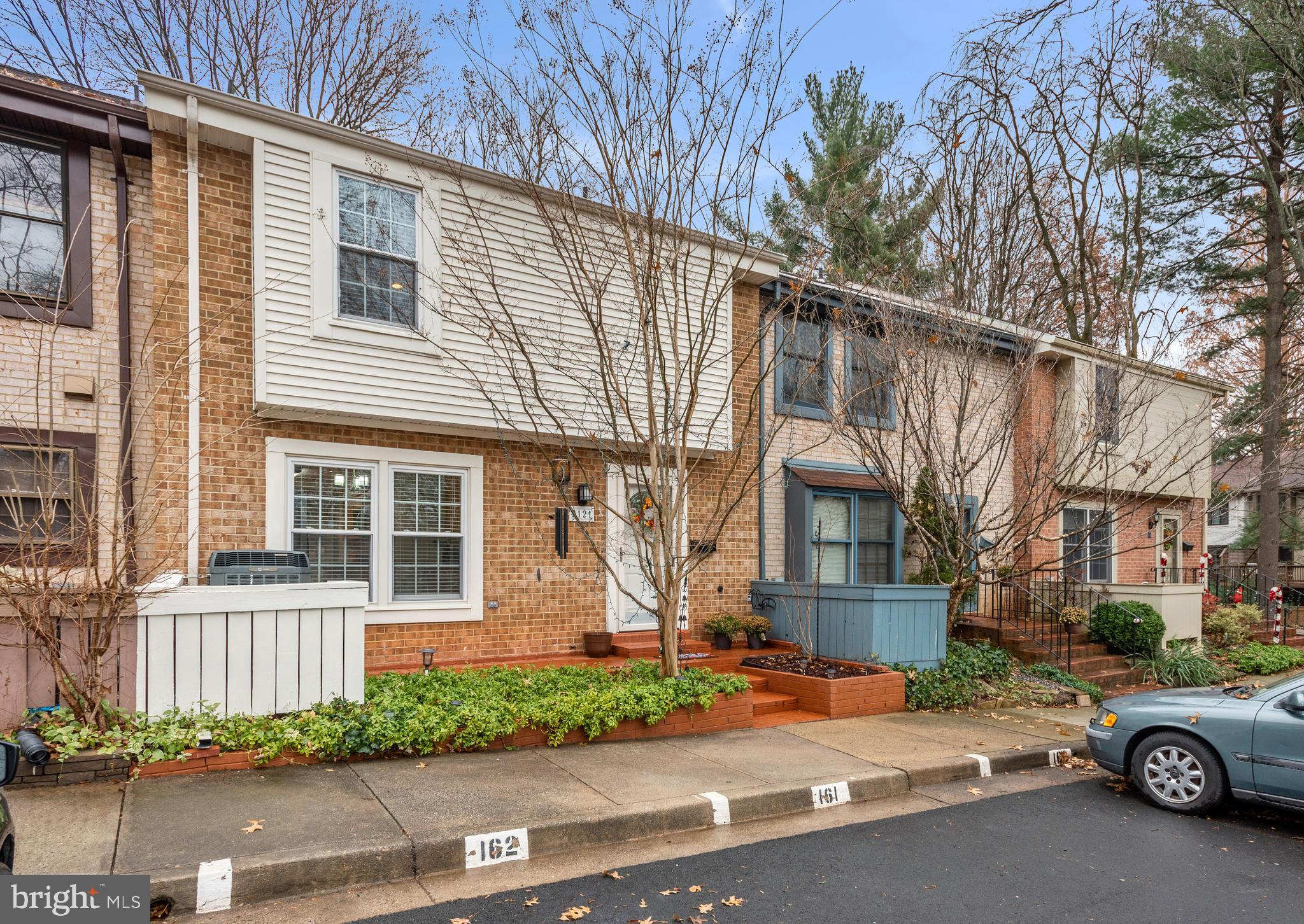 2121 Golf Course Drive Reston, VA 20191 - Photo 11 of 38