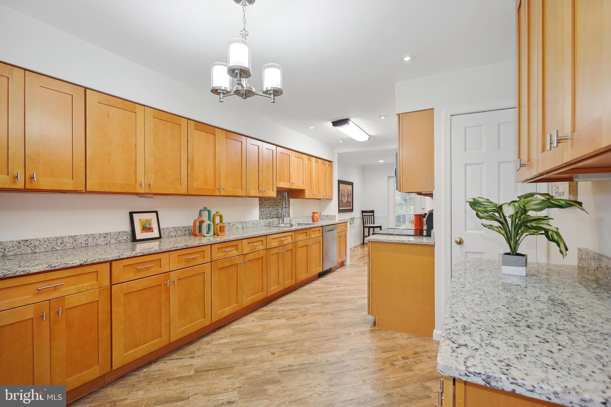 2121 Golf Course Drive Reston, VA 20191 - Photo 22 of 38