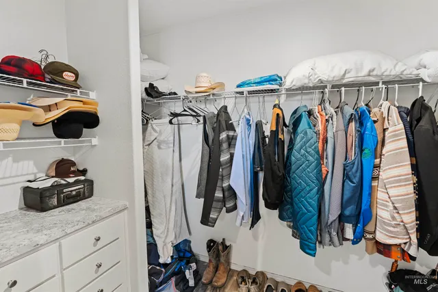 $1,200,000 | 5109 Hyline Road, Ontario, OR 97914