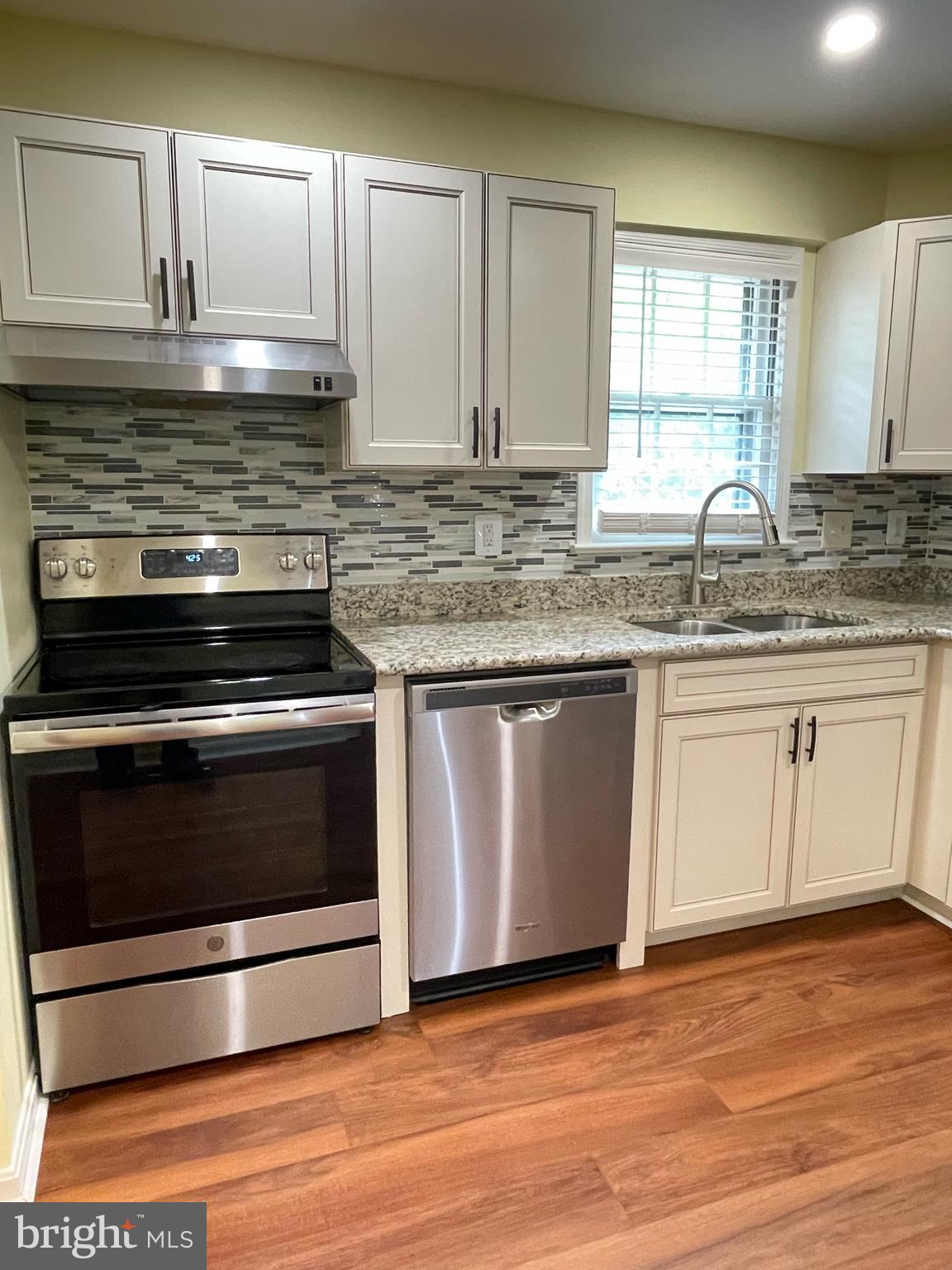 4504 Mine Road Fredericksburg, VA 22408 - Photo 10 of 55 Kitchen - Upper Level