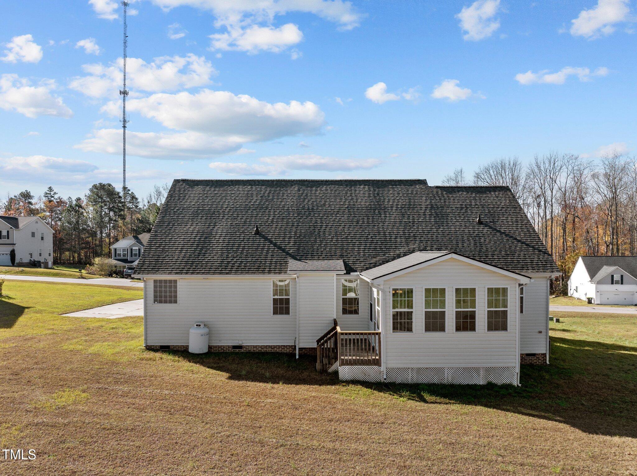 206 West Waycliff Road Henderson, NC 27537 - Photo 39 of 45 39-web-or-mls-DJI_20241121103316_0023_D