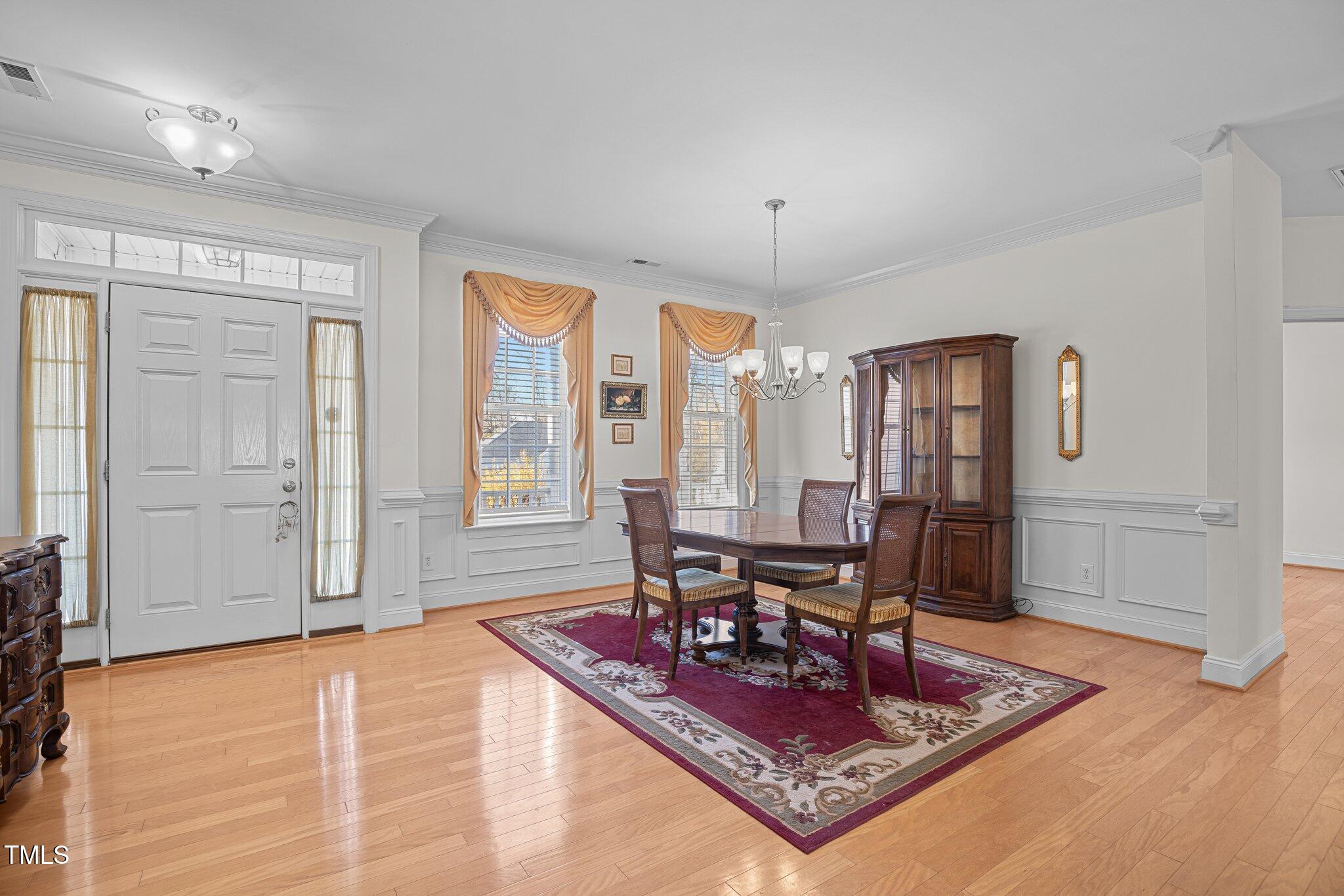 206 West Waycliff Road Henderson, NC 27537 - Photo 5 of 45 5-web-or-mls-8Y3A8171