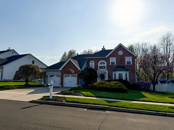 $620,000 | 40 Green Meadow Drive, Langhorne, PA 19047