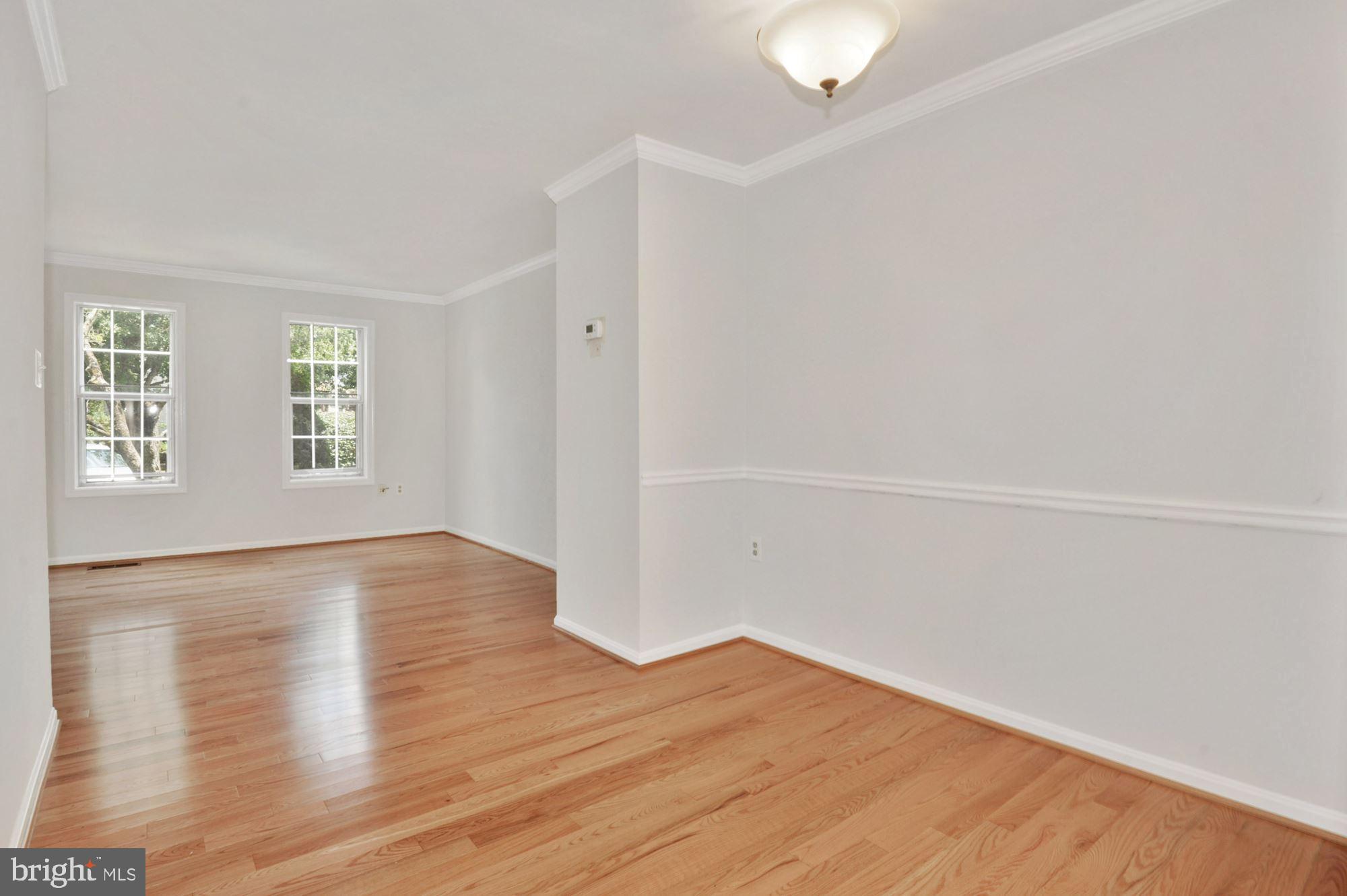 11951 Sentinel Point Court Reston, VA 20191 - Photo 5 of 42