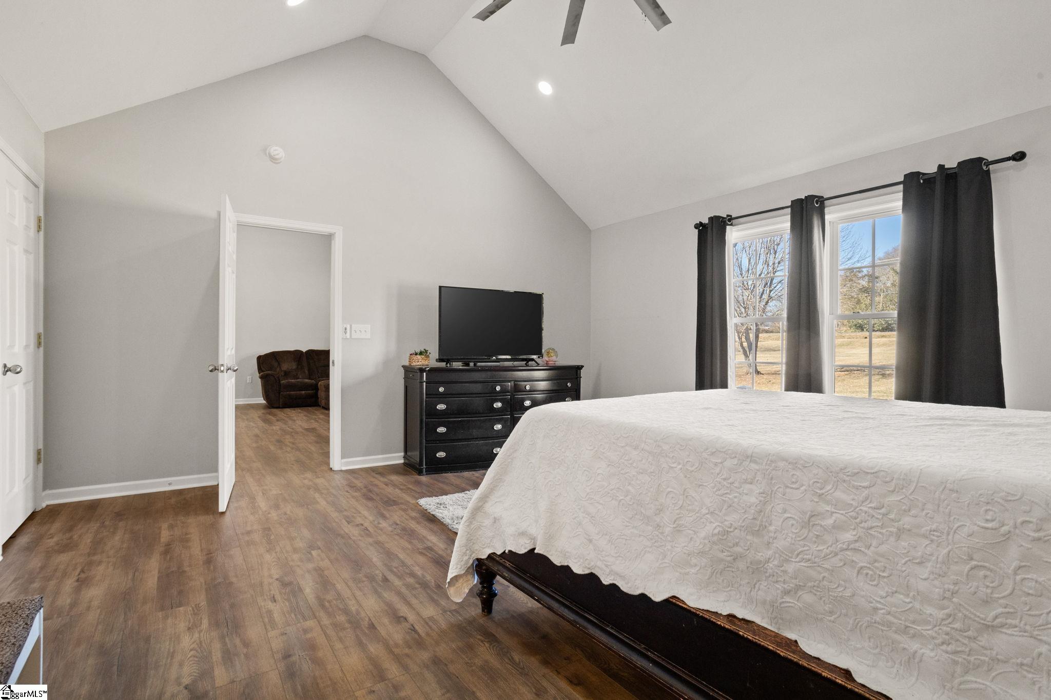 5800 Highway 357 Campobello, SC 29322 - Photo 13 of 39