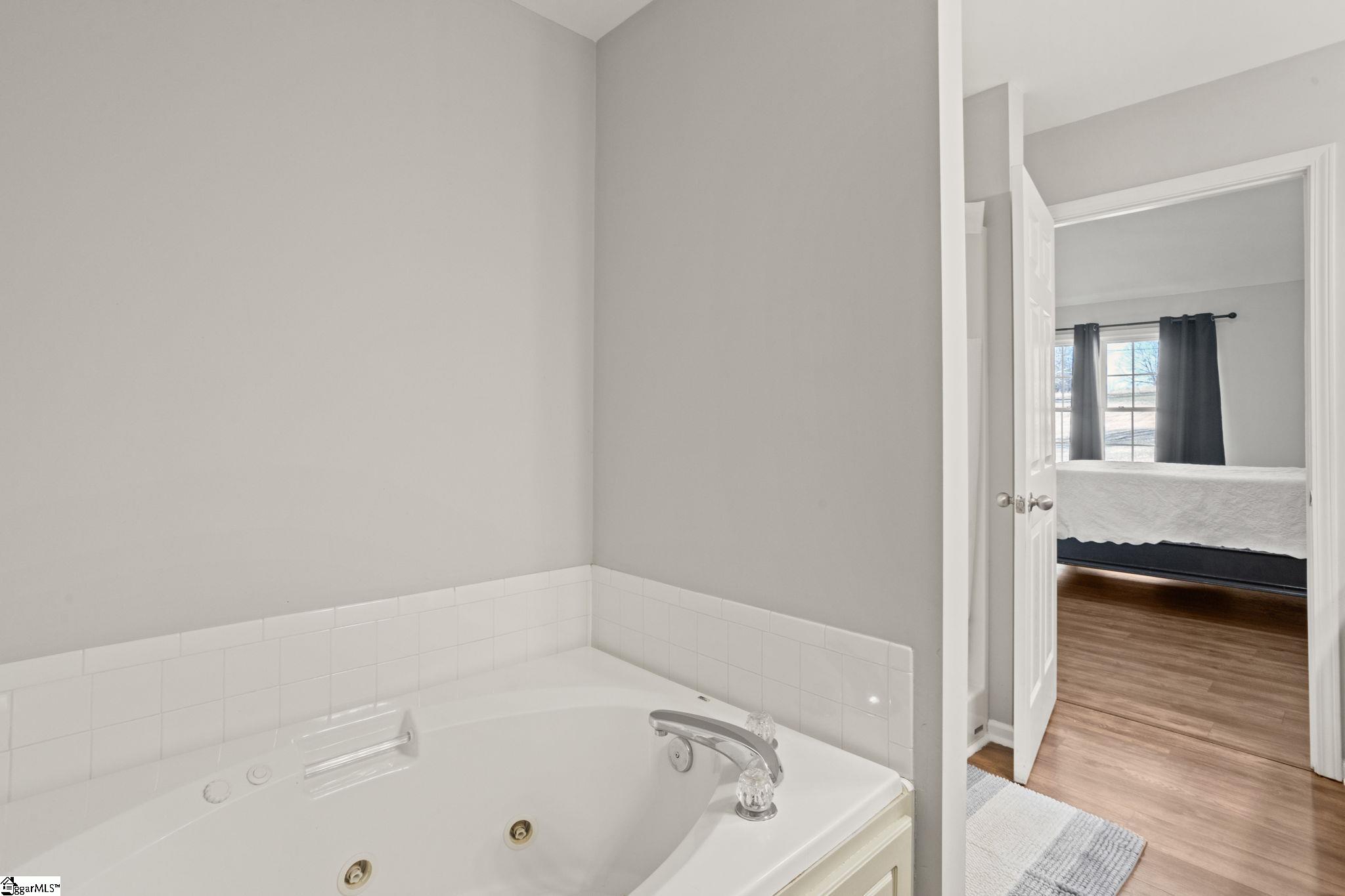 5800 Highway 357 Campobello, SC 29322 - Photo 25 of 39