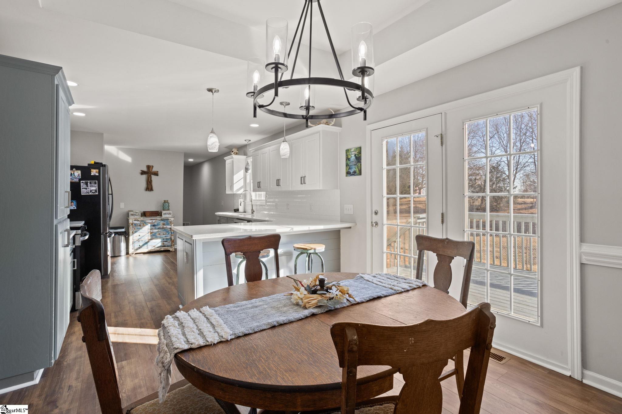 5800 Highway 357 Campobello, SC 29322 - Photo 8 of 39