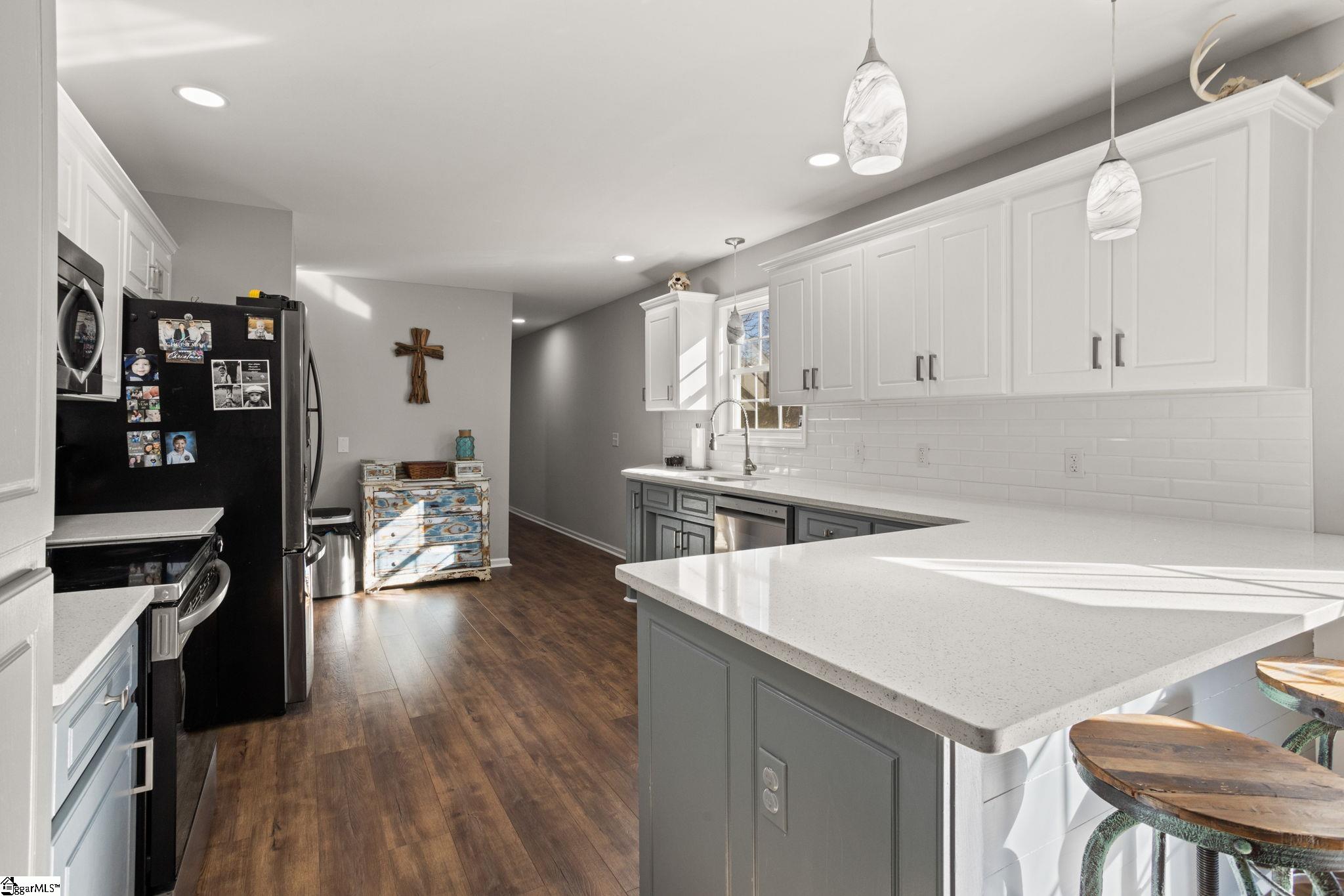 5800 Highway 357 Campobello, SC 29322 - Photo 9 of 39