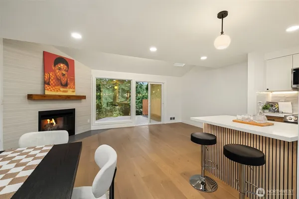$949,900 | 1039 Northeast 113th Street, Seattle, WA 98125
