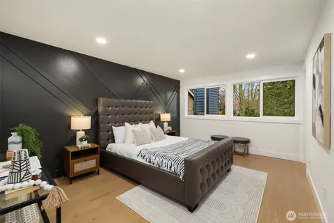 $949,900 | 1039 Northeast 113th Street, Seattle, WA 98125