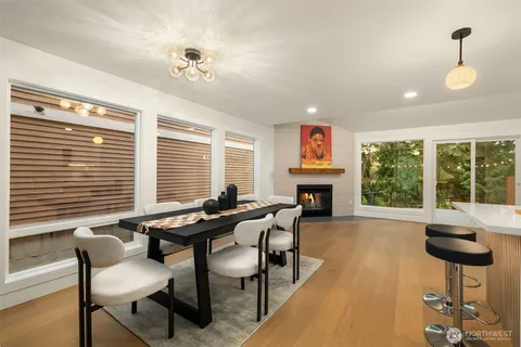 $949,900 | 1039 Northeast 113th Street, Seattle, WA 98125