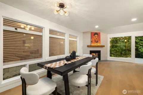 $949,900 | 1039 Northeast 113th Street, Seattle, WA 98125