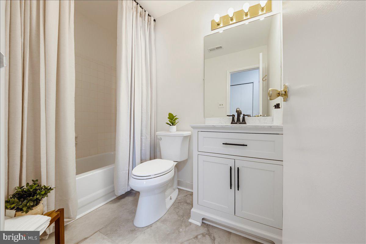 63 Sandra Road Voorhees, NJ 08043 - Photo 25 of 36 Full Bath