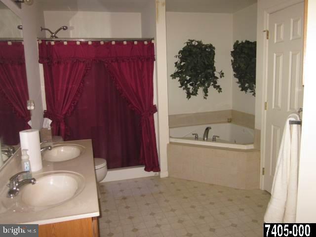 7100 Seneca Ridge Drive York, PA 17403 - Photo 11 of 19 Gallery Image 11