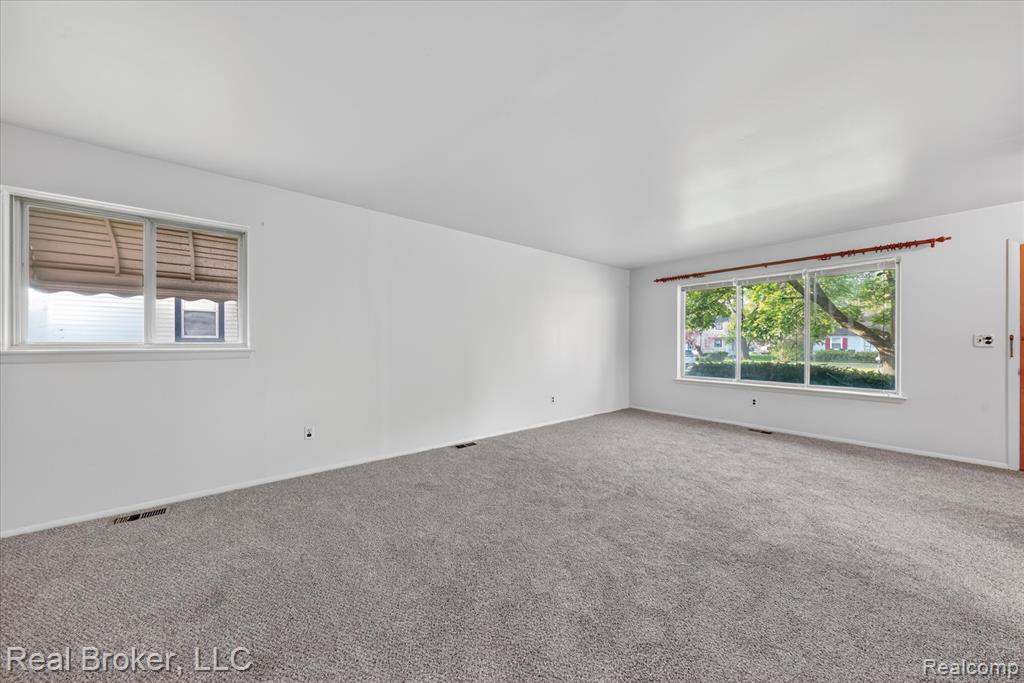 29630 Joy Road Livonia, MI 48150 - Photo 11 of 55 Gallery Image 11