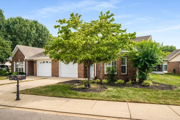 $339,900 | 443 Forest Glen Circle, Murfreesboro, TN 37128