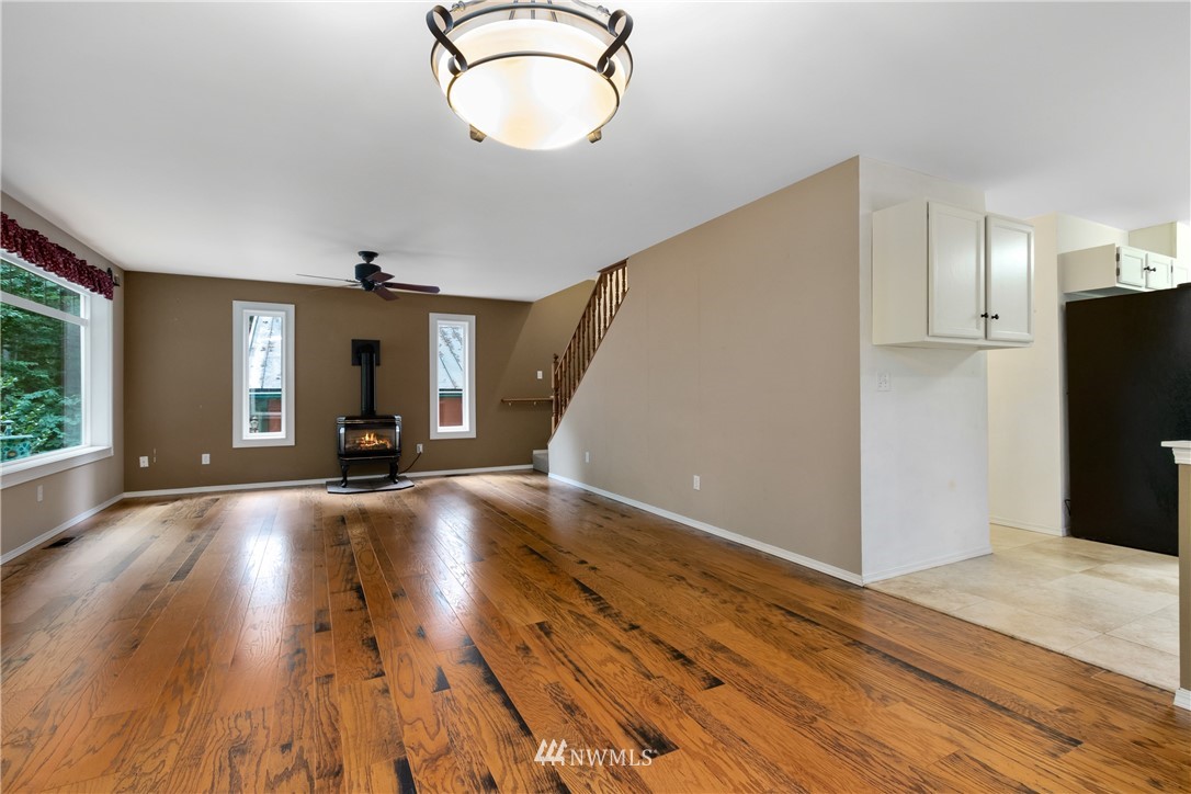 7333 Southeast Fragaria Road Olalla, WA 98359 - Photo 13 of 25 Gallery Image 13