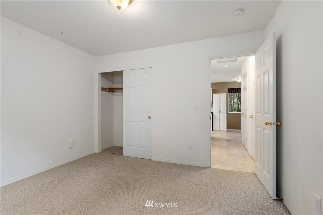 7333 Southeast Fragaria Road Olalla, WA 98359 - Photo 23 of 25 Gallery Image 23