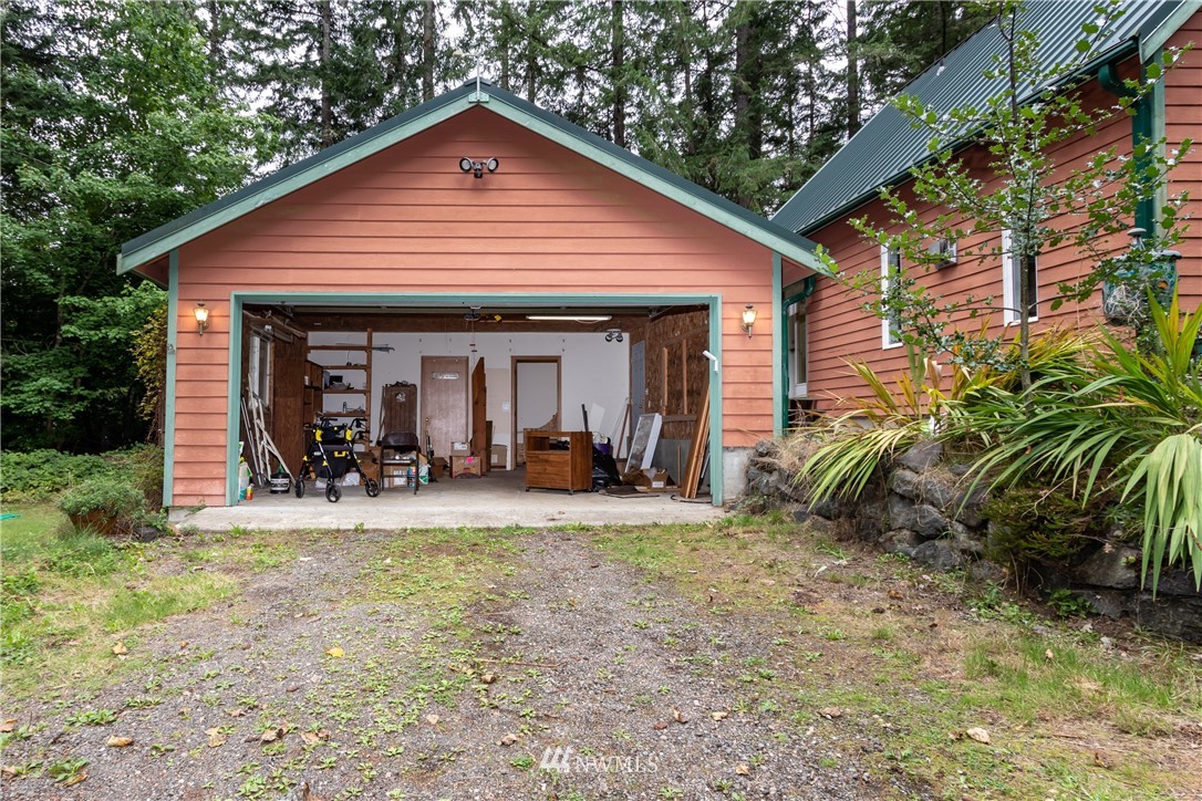 7333 Southeast Fragaria Road Olalla, WA 98359 - Photo 5 of 25 Gallery Image 5