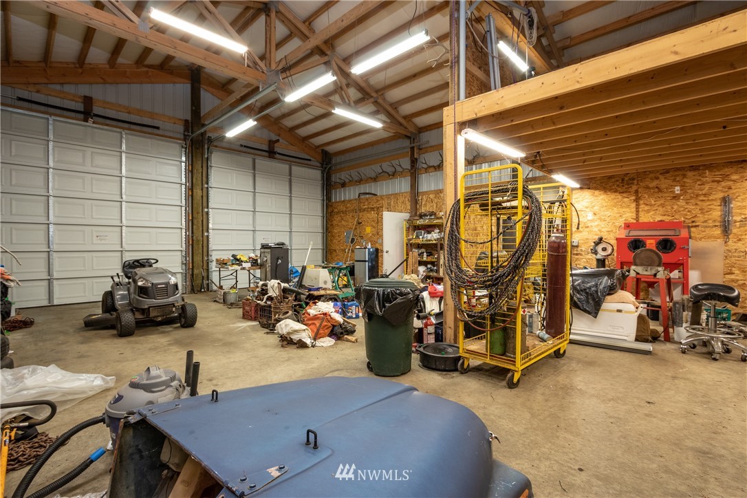 7333 Southeast Fragaria Road Olalla, WA 98359 - Photo 9 of 25 Gallery Image 9