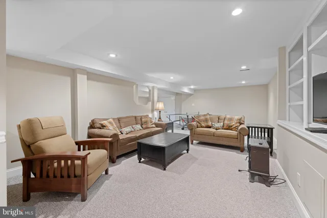 $995,000 | 50 Founders Way, Downingtown, PA 19335