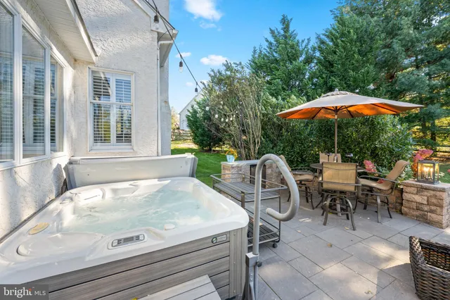 $995,000 | 50 Founders Way, Downingtown, PA 19335