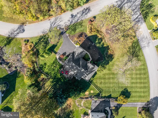 $995,000 | 50 Founders Way, Downingtown, PA 19335