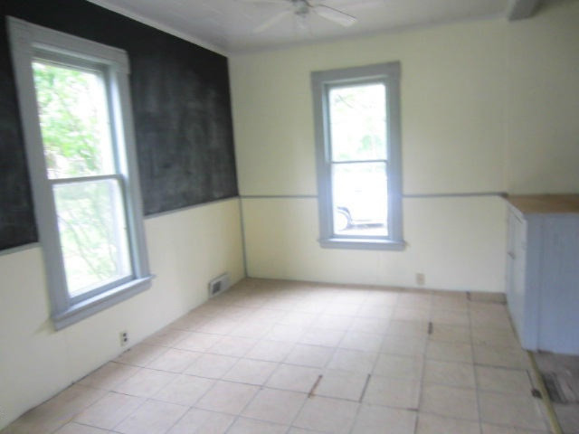 702 North Main Street Three Rivers, MI 49093 - Photo 5 of 13 IMG_1298