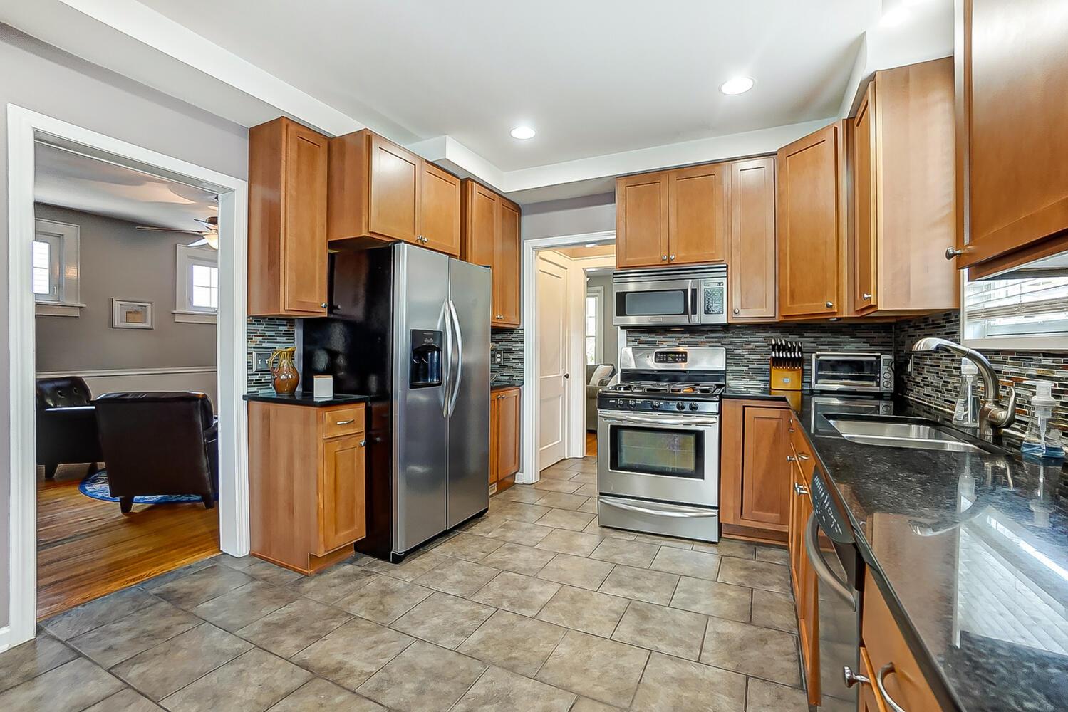 187 Tibet Road Columbus, OH 43202 - Photo 21 of 53 50042053-012_web