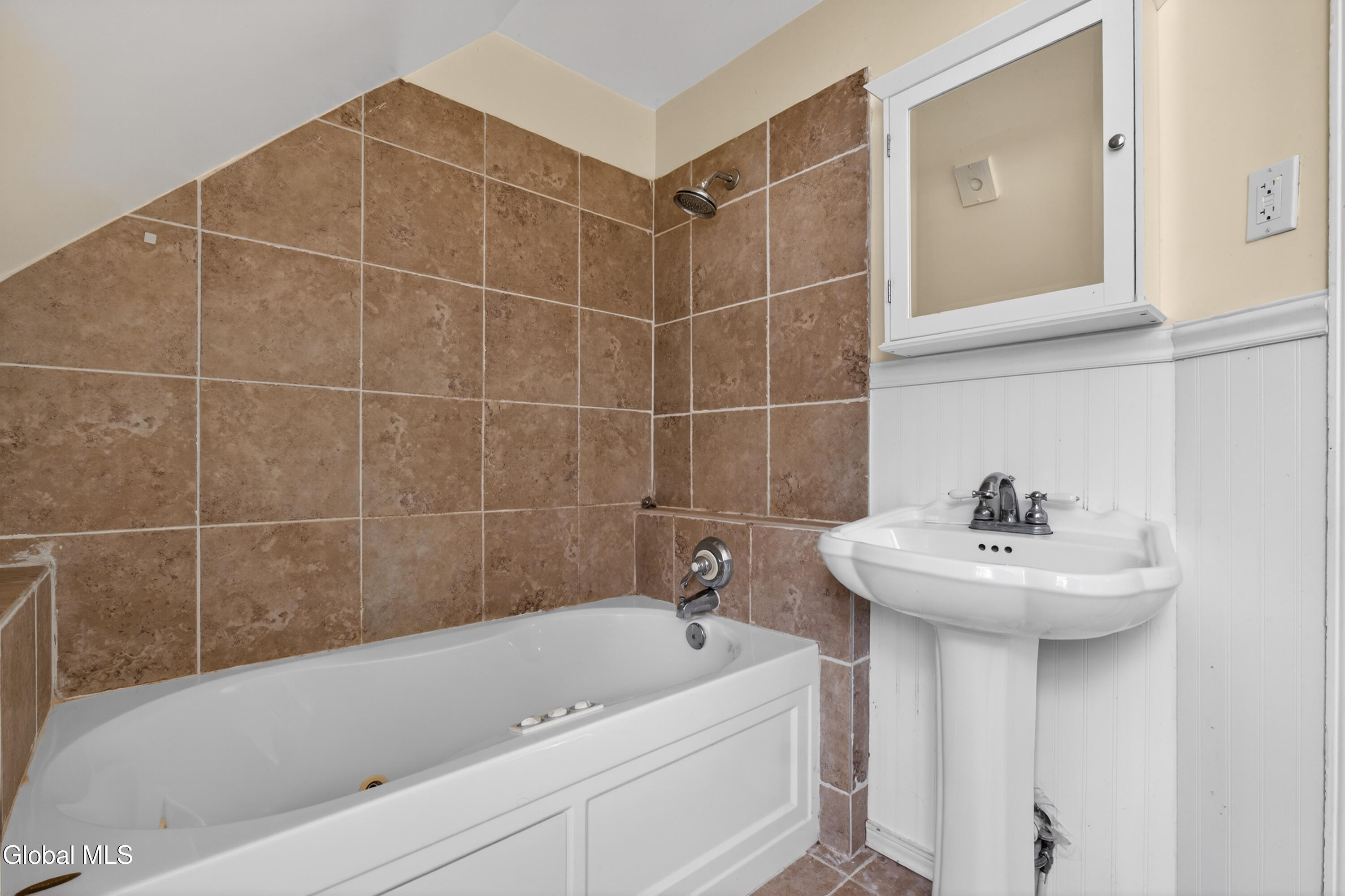 2510 Troy-Schenectady Road Niskayuna, NY 12309 - Photo 31 of 38 31-2510 TROY SCHENECTADY RD-36