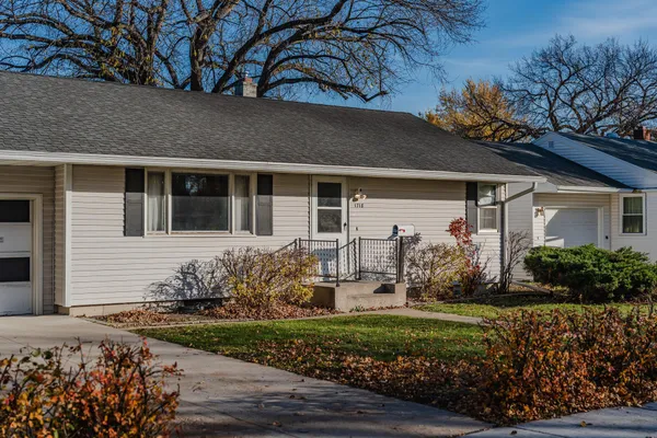 $265,000 | 1718 15th Street South, Fargo, ND 58103
