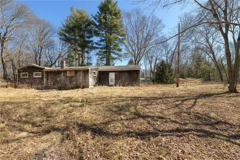$185,000 | 213 Hallville Road, Exeter, RI 02822