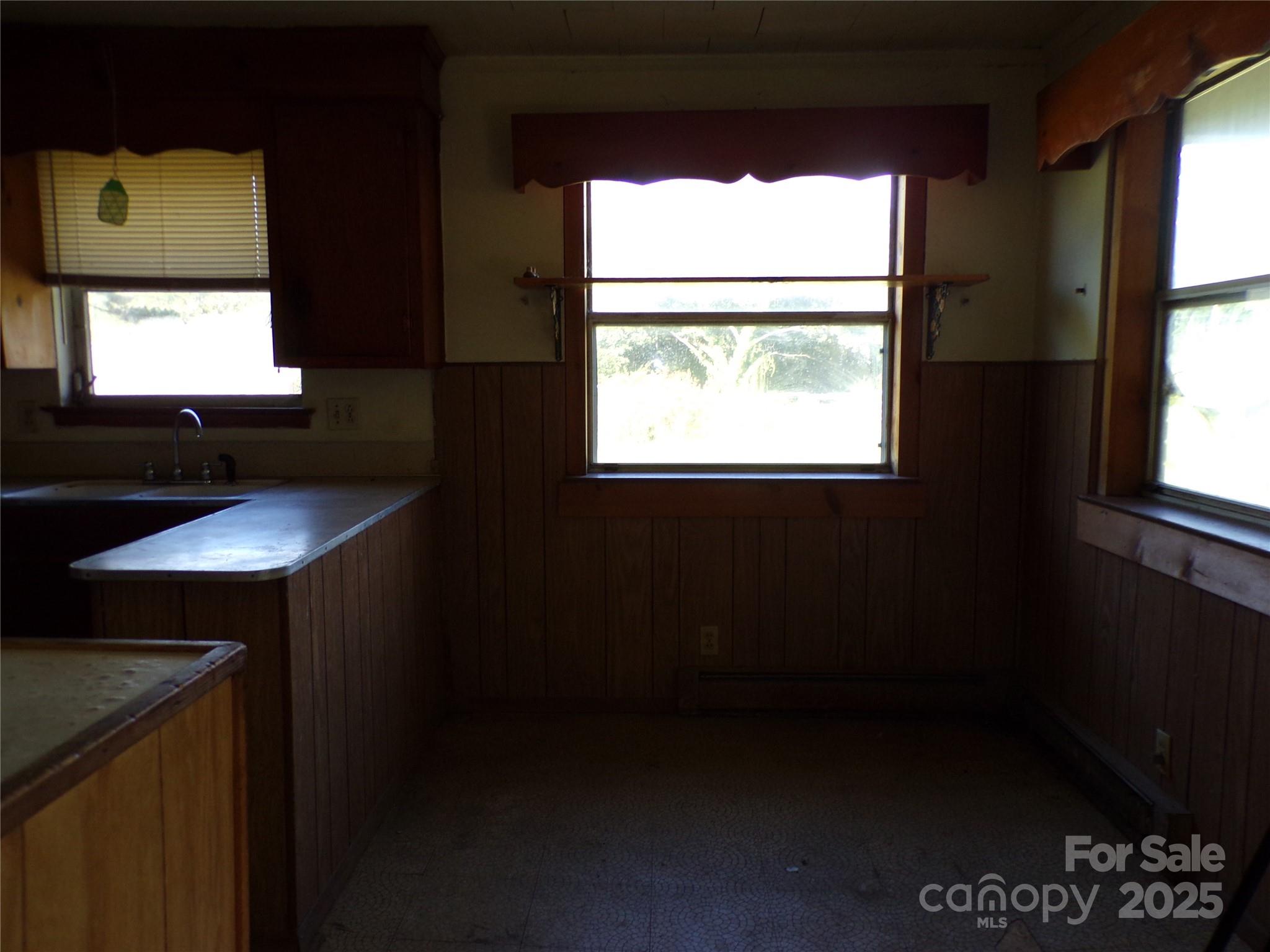 8638 Rhodhiss Road Connelly Springs, NC 28612 - Photo 8 of 18 Gallery Image 8