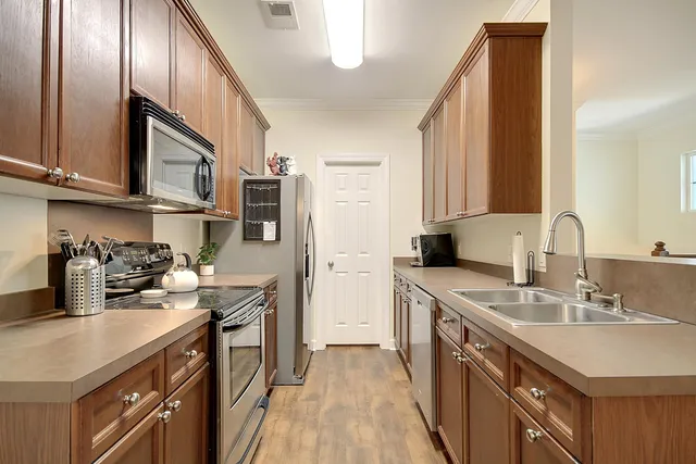 $2,000 | 148 Golfview Lane, Summerville, SC 29485