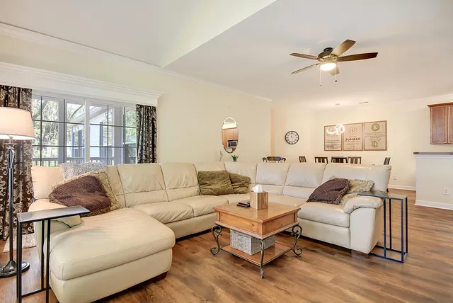 $2,000 | 148 Golfview Lane, Summerville, SC 29485