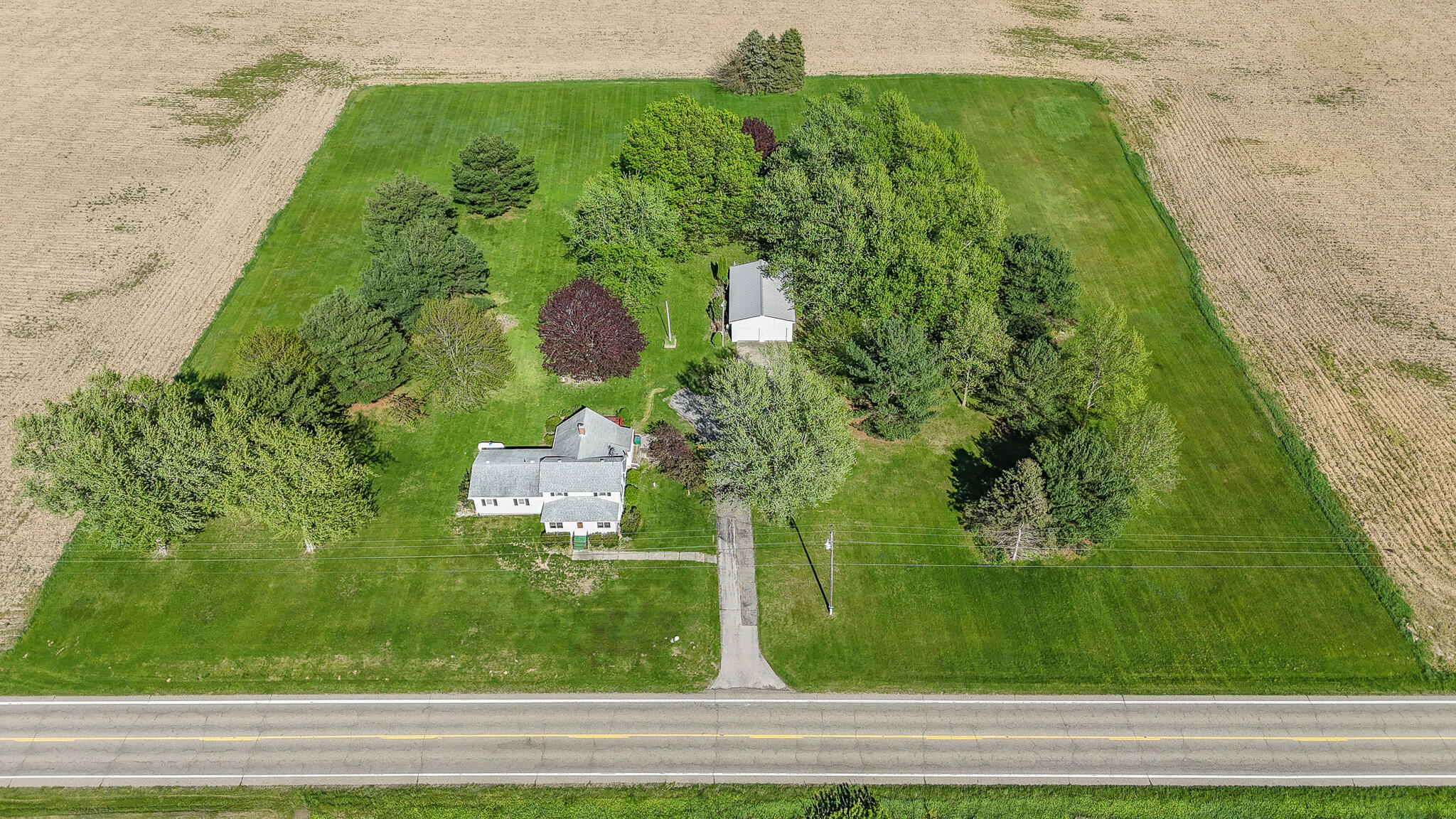 60379 Dailey Road Cassopolis, MI 49031 - Photo 2 of 33 dji_fly_20240501_171036_0068_17145983050