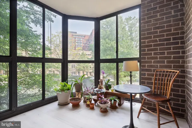 $644,900 | 1600 North Oak Street, Unit 517, Arlington, VA 22209